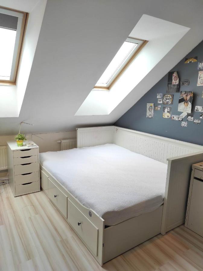 Apartament Z 3 Sypialniami - Parking Bezplatny Lägenhet